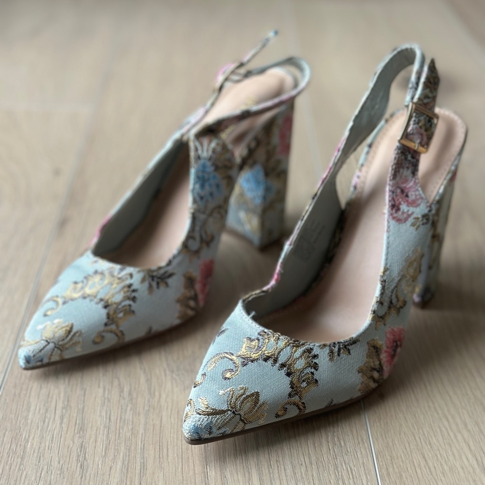 Shoe dazzle Multi-Color Pumps - Picture 10 of 10